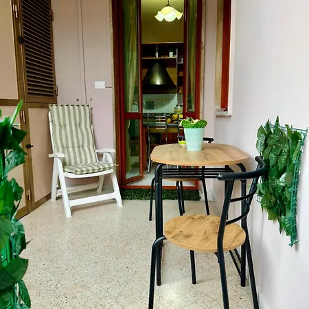 Susanna's House 3*